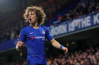 David Luiz encontró equipo y podría ser competencia de un jugador de La Roja