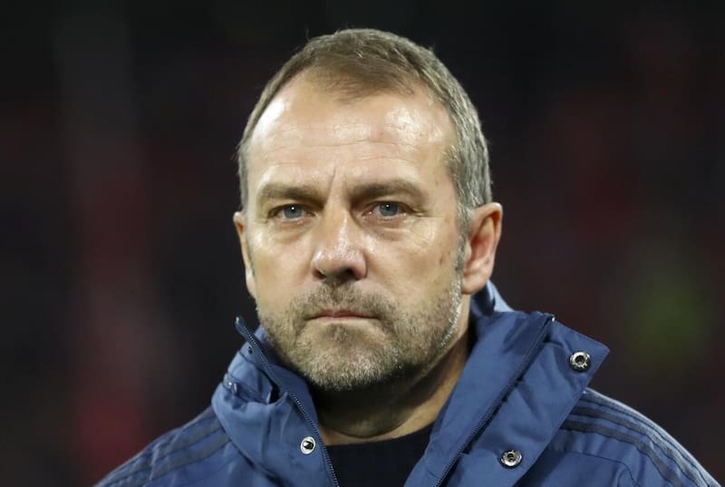 El entrenador del Barcelona seguirá al mando del club.