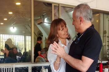 Doctor Ugarte confiesa sus planes de matrimonio con su pareja, Antonieta Ortiz