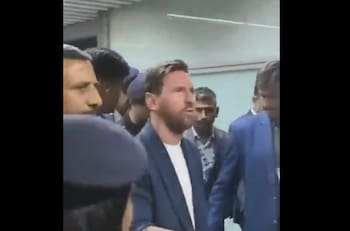 VIDEO | Se enojó: a Lionel Messi no le gustó cómo lo recibieron en India
