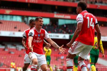 Los goles: Arsenal goleó a Norwich y se ilusiona con copas europeas