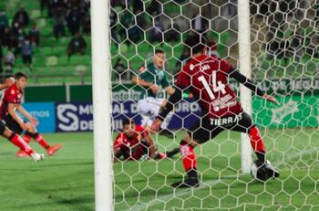 VIDEO | Así fue el gol legítimo que no le cobraron a Santiago Wanderers en el duelo ante Rangers