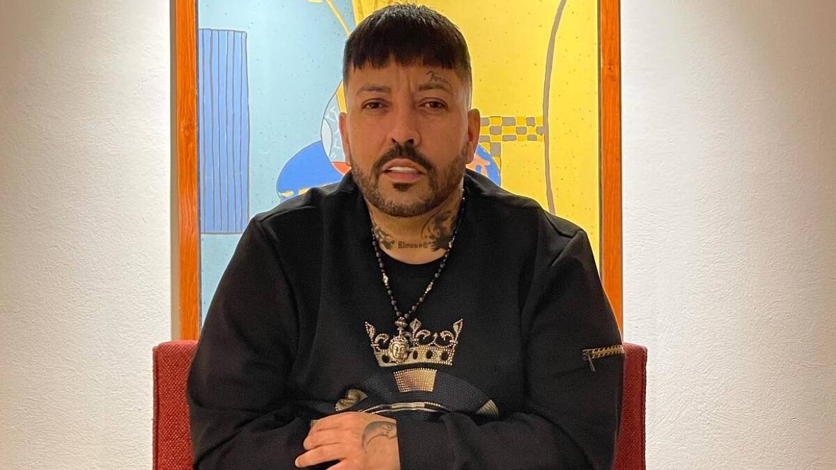 Quién es Álex Gárgolas, el productor puertorriqueño que desató la polémica con el género urbano chileno