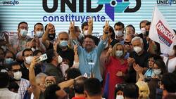 Primarias 2020: Claudio Orrego y Karina Oliva ganan primarias para la gobernación de la RM