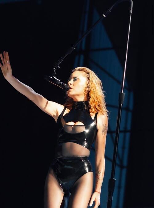 Cami durante su presentación en el Lollapalooza Chile 2024.
