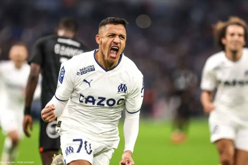 marcó 18 goles en el Olympique de Marsella