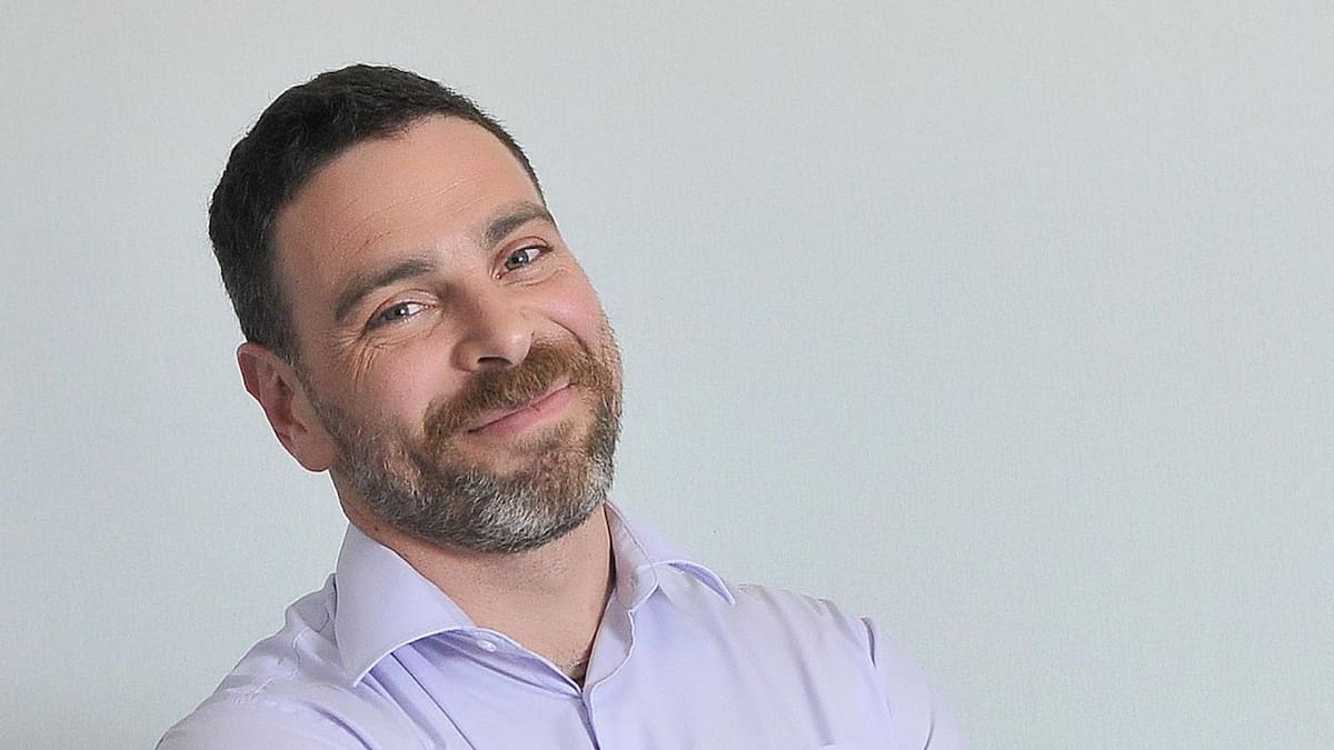 José Antonio Neme: "Los homosexuales nos hemos dejado caricaturizar"