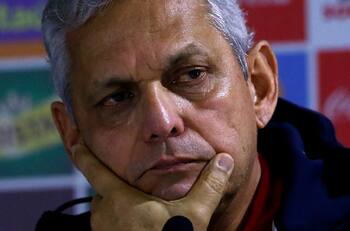 No le durará mucho la cesantía: Reinaldo Rueda suena con fuerza en un gigante sudamericano
