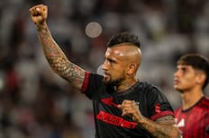 Javier Méndez le da un fuerte palo a todo Chile por el trato a Arturo Vidal