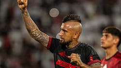 Javier Méndez le da un fuerte palo a todo Chile por el trato a Arturo Vidal