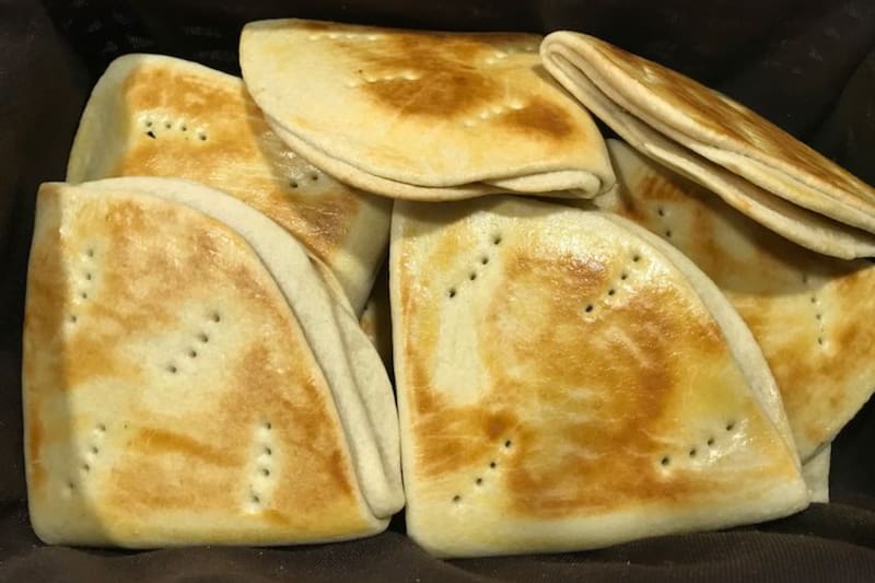 Con pocos ingredientes puedes preparar estas dobladitas caseras. Créditos: Pinterest.