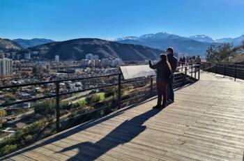 Ve el atardecer con tu pareja en este romántico y gratuito panorama en Las Condes