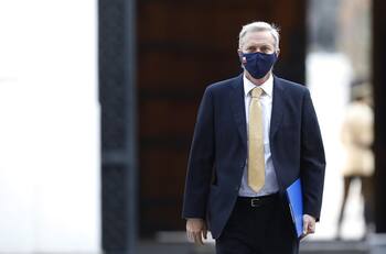 José Antonio Kast sobre Joaquín Lavín: “Podría hacer un Gobierno de unidad nacional con el PC, con el FA”