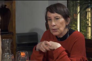 "No me alcancé a reconciliar con él": La emoción de Mónica Carrasco tras recordar la última vez que vio a su papá