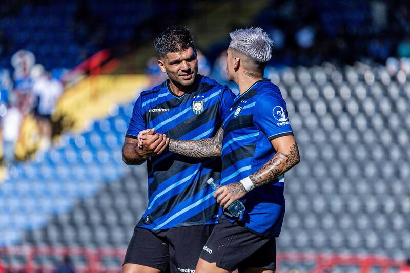 El delantero previó el partido con Colo Colo.