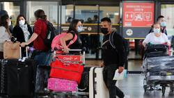 Médico intensivista: “Cada 12 o 15 minutos se muere un paciente de Covid-19 en Chile”