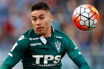 “Cualquier jugador que se vaya de Wanderers a Everton lo va a sentir. No hay comparación, son gente más fría”