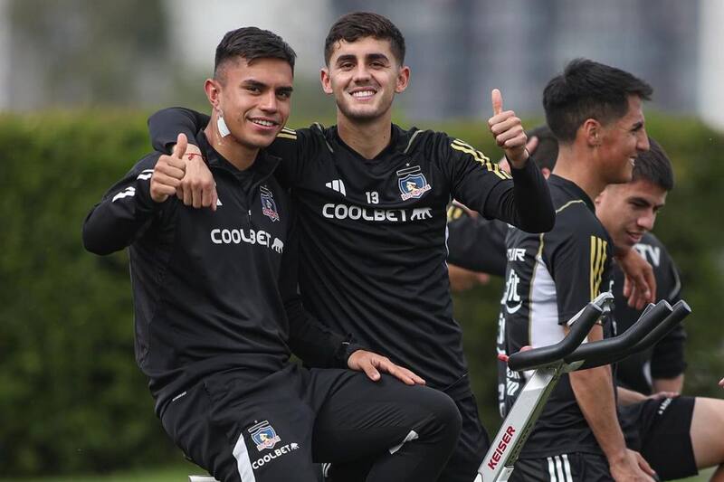 Vicente Pizarro estuvo en la práctica de Colo Colo en el Estadio Monumental. Foto: Prensa Colo Colo.