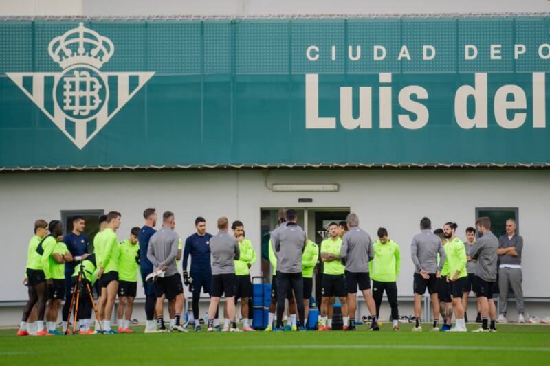 tuvo el regreso de Isco a los entrenamientos luego de seis meses fuera por lesión. (Foto: @RealBetis)