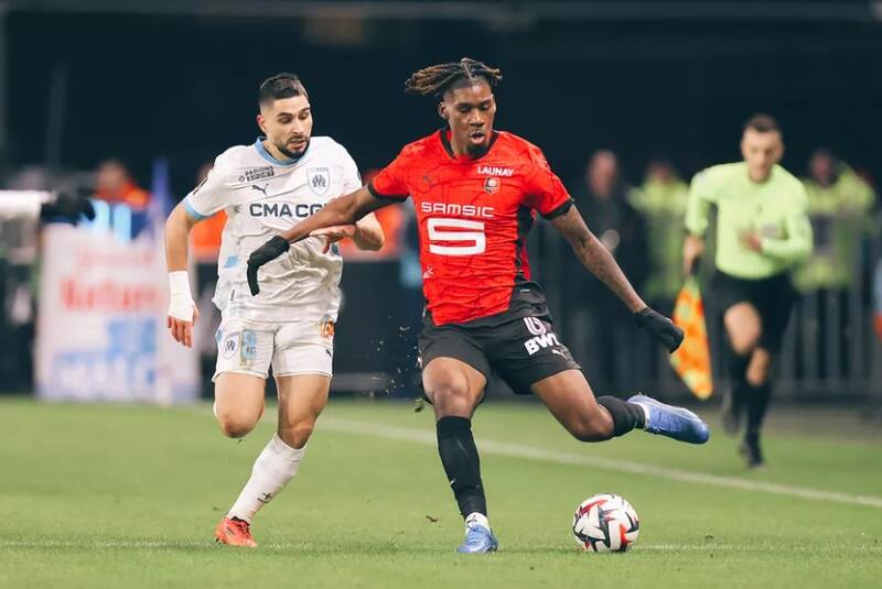 Rennes pierde con Olympique de Marsella y Sampaoli no puede levantar a un equipo que no muestra mejoría.