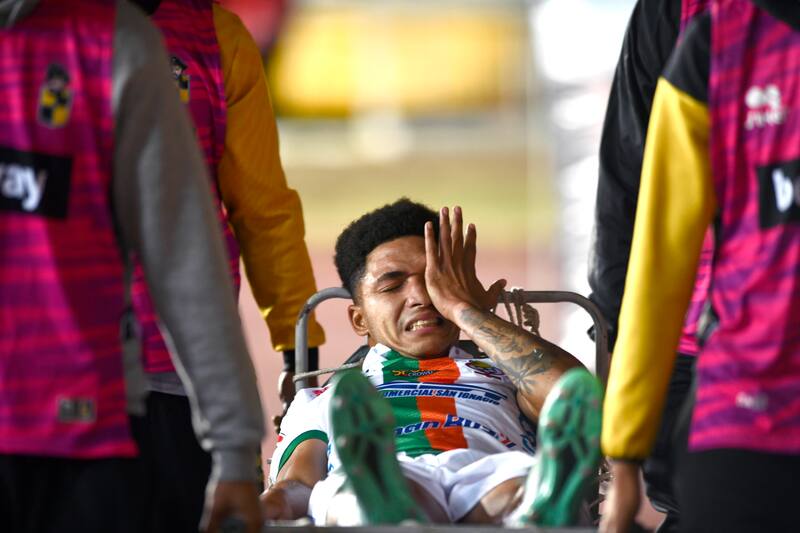 Pablo Cárdenas sufrió la rotura del ligamento cruzado.