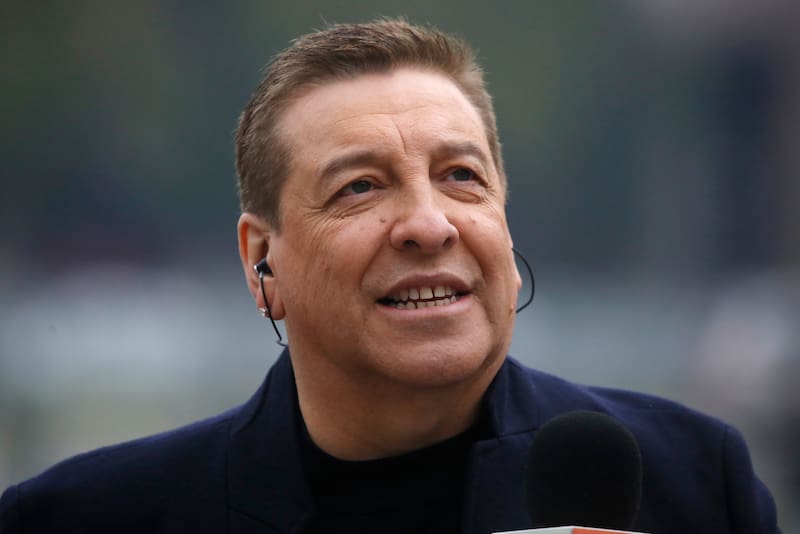 ha tenido muchas pololas y su última relación ha durado más de 3 años