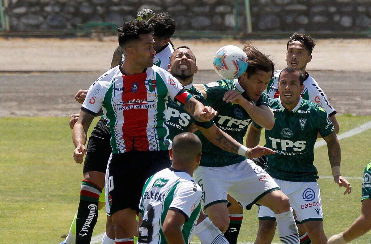Santiago Wanderers, Cobreloa y Palestino buscan la contratación de apetecido delantero argentino