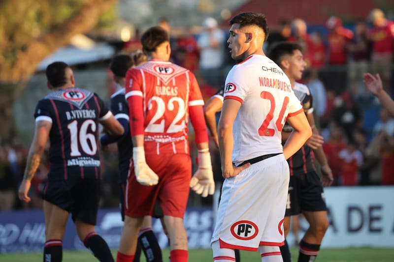 Sufrió su primera derrota del año en Primera B. Agencia Aton