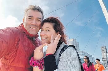 Una fiesta llena de actrices: Así fue la despedida de soltera de Catherine Mazoyer