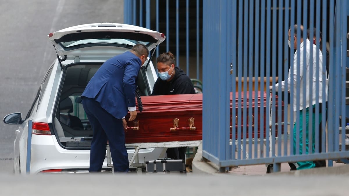 DEIS: Chile superó la barrera de las 30 mil muertes por Covid-19