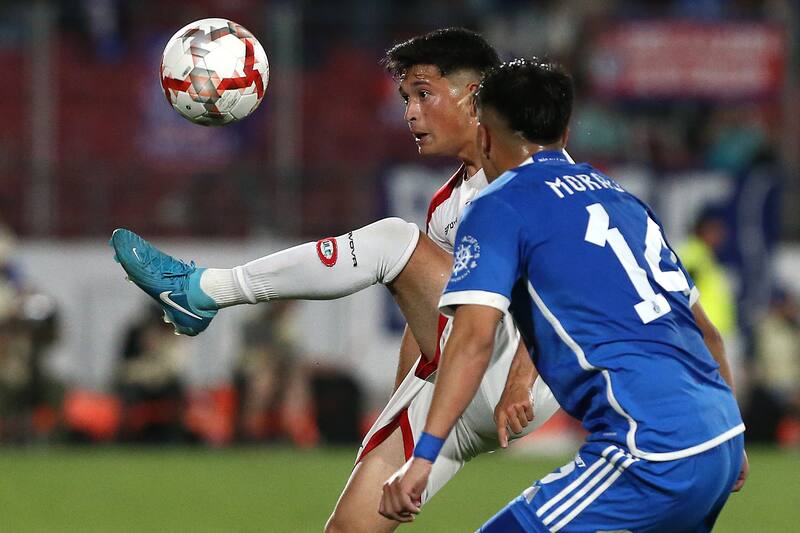 El jugador de Union La Calera, Renato Huerta.