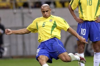 Roberto Carlos está de cumpleaños: ¿Es este el mejor tiro libre en la historia del fútbol?