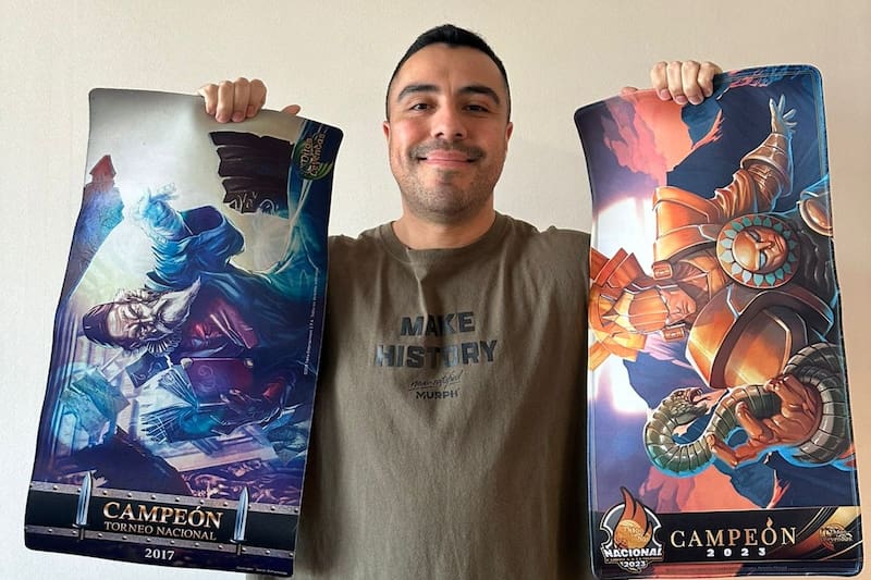 El también conocido en el circuito como "Arlequín" es el primer Bicampeón Nacional del juego de cartas chileno.