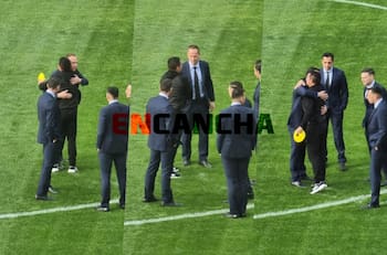 Cariñosos abrazos instalan dudas sobre los árbitros de Coquimbo-Universidad de Chile: la U elevará una queja formal