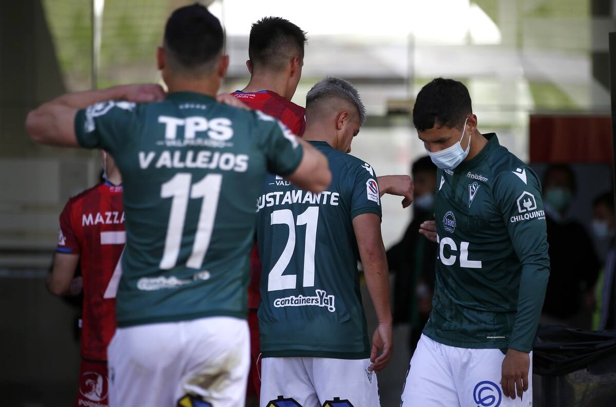 Refuerzo de Santiago Wanderers ilusiona a los hinchas: "Llego en una etapa muy buena"