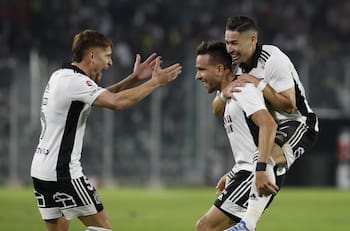 Las dos posiciones que Colo Colo busca reforzar con urgencia en este mercado de pases