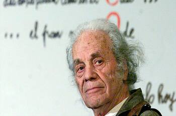 Google: Doodle homenajea a Nicanor Parra por el 107 aniversario de su natalicio