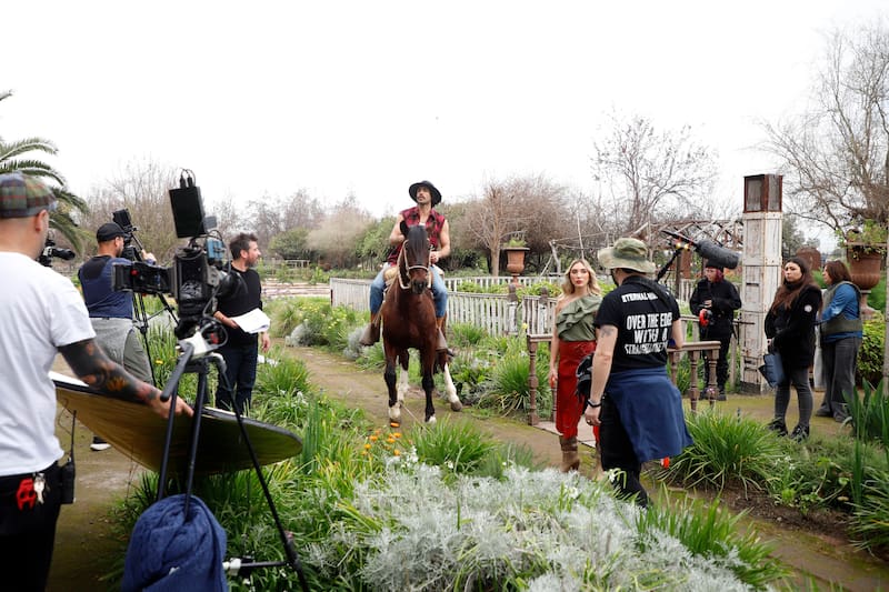 Imágenes de la grabación de la miniserie.
