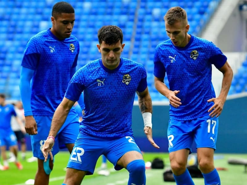 Ignacio Saavedra fue titular en el duelo del Sochi ante Estrella Roja. (Foto: @PFCSochi)