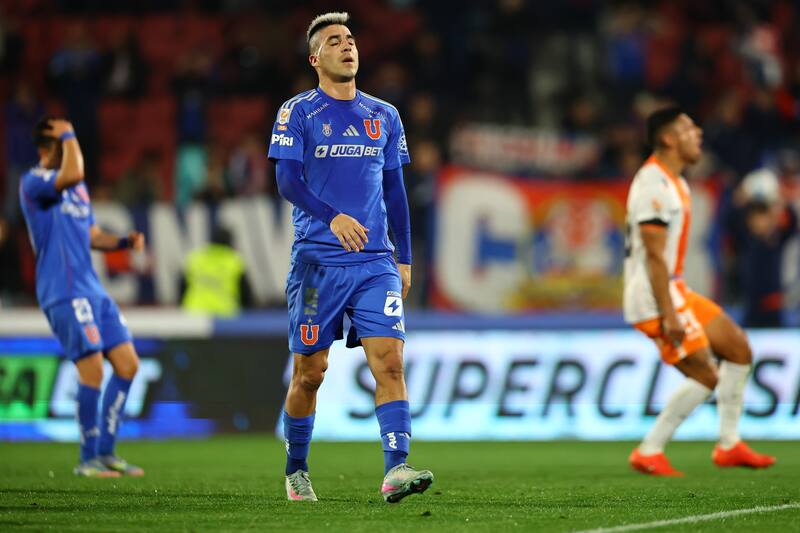 Leandro Fernández fue el peor ante Cobresal. Foto: Agencia Aton.