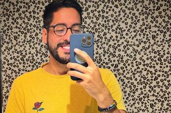 "Soy yo desnudo, vulnerable": Matías Vera denuncia que está siendo extorsionado con sus videos íntimos que encontraron en su celular robado