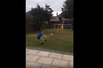 Viral: Niños recrean golazos históricos de Cristiano, Maradona, Ronaldo y Rooney