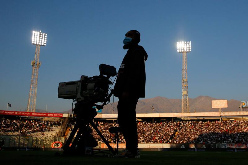 Transmisión fútbol chileno.