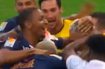Sarabia anotó para consagrar a PSG como campeón de la Copa de la Liga