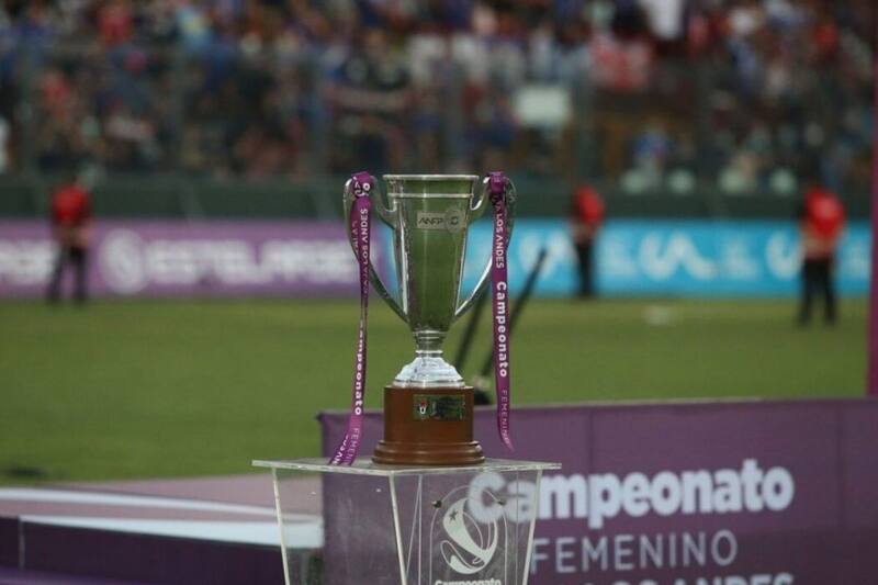 Se juega la última fecha de Primera División.