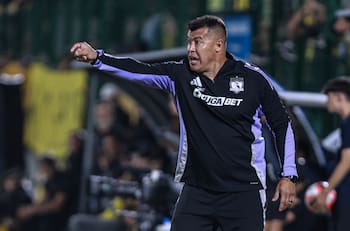 Una opción menos para Jorge Almirón: joya de Colo Colo parte cedido a club de Primera División