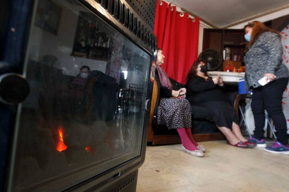 El Subsidio Calefacción busca apoyar a las familias con el aumento de gastos generados con la llegada de las bajas temperaturas. Crédito: Aton.
