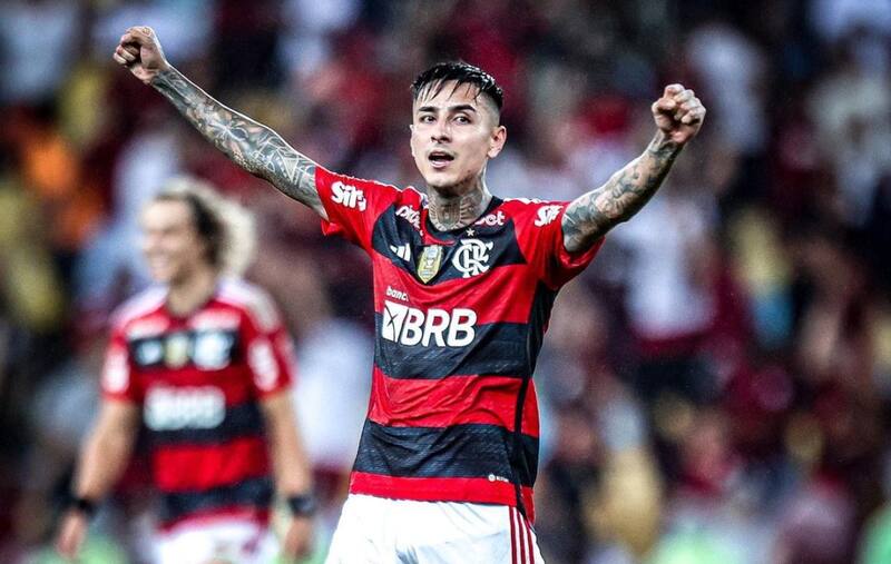 El mediocampista chileno recibió los elogios de Jorge Sampaoli.