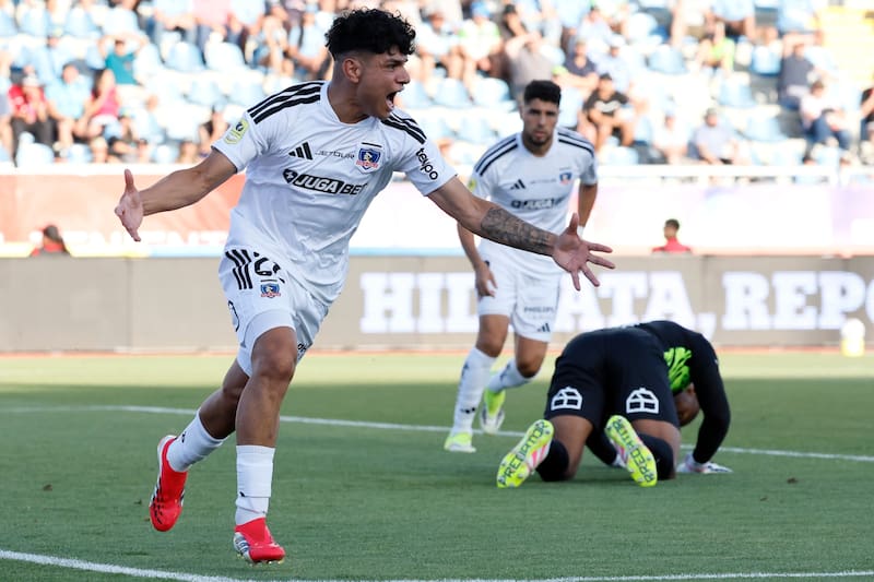 El volante se está reencontrando con su mejor versión en Colo Colo. Foto: Aton.