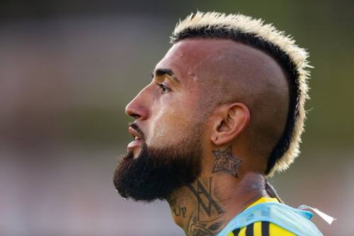 "Wue... ladrones": Arturo Vidal arremetió contra el Hipódromo tras perder carrera con sus caballos